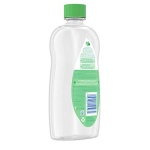 Johnson's Baby Oil Gel with Moisturizing Aloe Vera, Skin-Soothing Vitamin E and Mineral Oil, 591 ml - Image 9